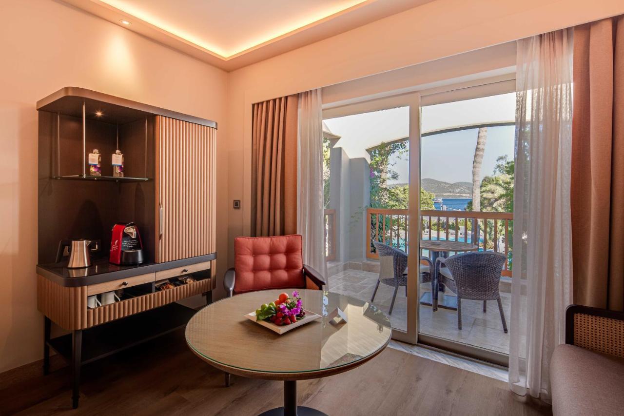 ดิแวน โบดรัม Hotel โกลเติร์กบูคู ภายนอก รูปภาพ